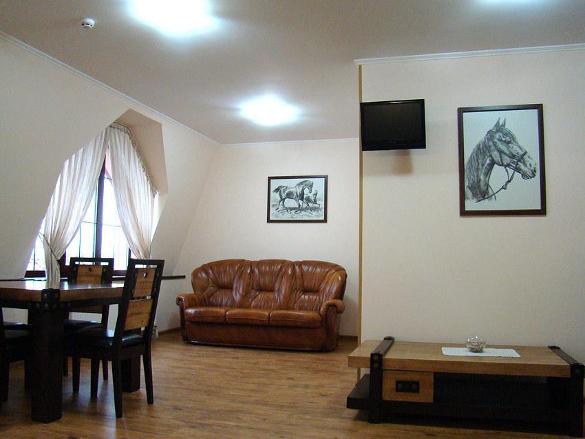 Hotel Zolota Pidkova Kozlin ภายนอก รูปภาพ